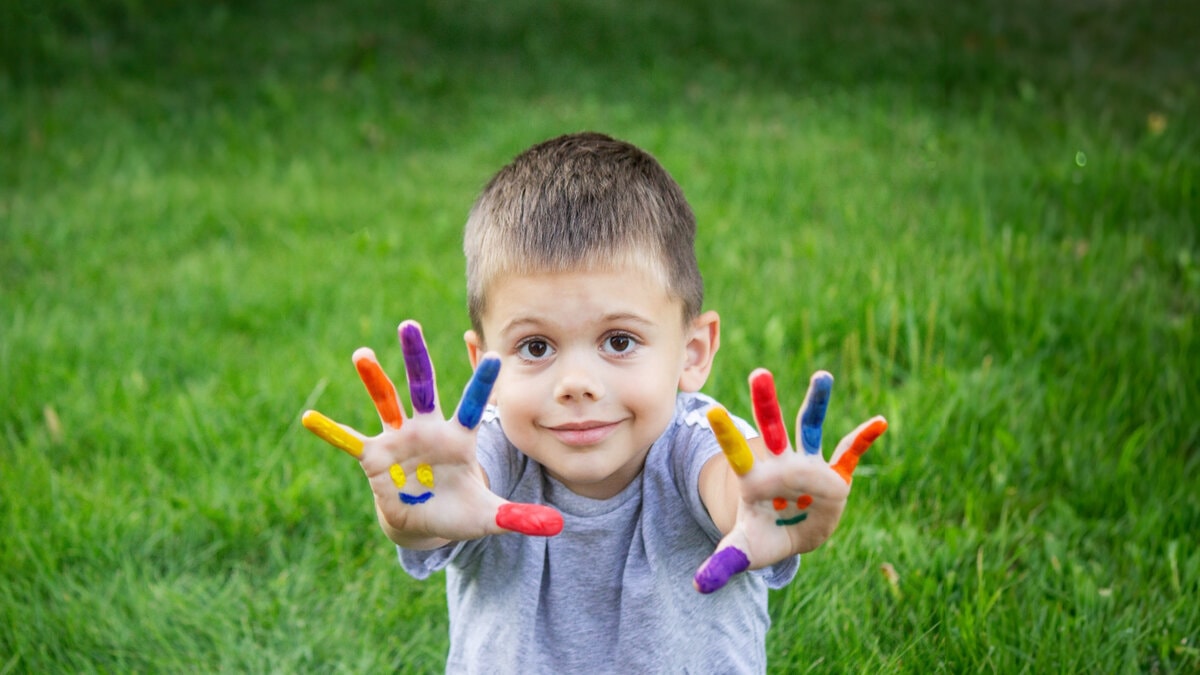 Çocukların seçtiği renkler ebeveynlere mesaj veriyor!