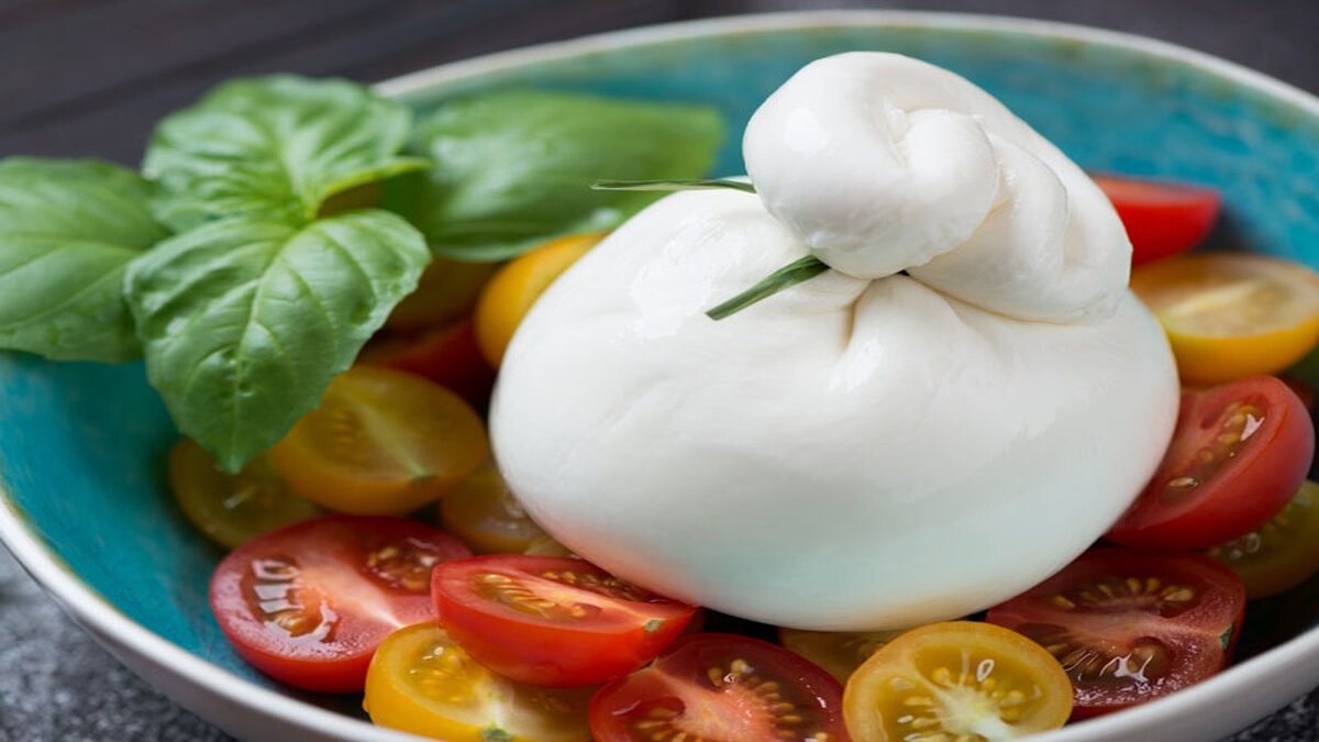 Burrata peyniri nasıl yapılır?