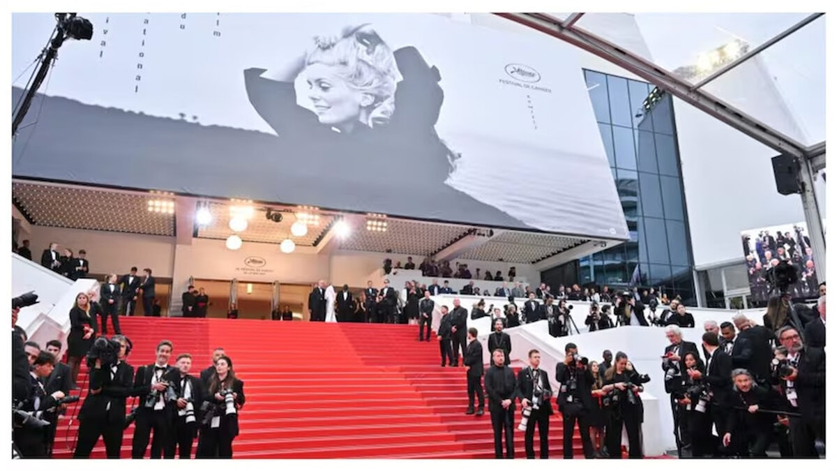 Film Festivali'nde kıyafet yasağı!