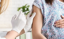 Gebeler ve emziren anneler için koronavirüs aşısı tavsiyesi