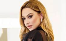 Çömelince nefesler kesildi! Hadise tüm kıvraklığıyla ayna karşısında…