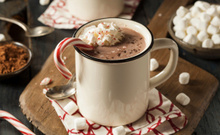 Çikolata tutkunlarına özel: hızlı ve pratik marshmallow’lu sıcak çikolata!