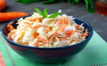 Sofralarınıza ferahlık katın: Coleslaw tarifi