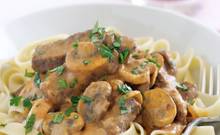 Rus mutfağından sofranıza: Beef stroganoff 