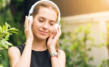 Cuma enerjinizi yükseltecek 10 farklı tarzda müzik önerisi!