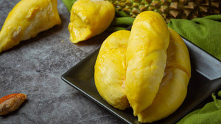 Kokusu ile yasaklansa da şifa kaynağı olan o meyve: Durian meyvesi