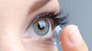 Kontakt lensler nasıl temizlenir?