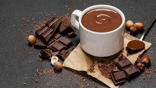Sadece 4 malzeme il evde Sıcak Çikolata yapımı!