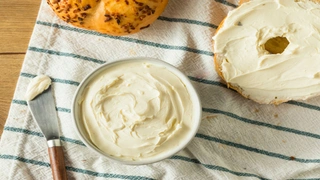 Sağlıklı ve yapımı labne peyniri tarifi