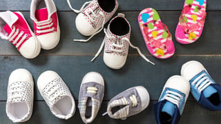 Bebeğinizin ilk adımları için doğru ayakkabı seçimi nasıl olmalıdır?