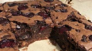 Yoğun çikolata ve vişne: Mükemmel brownie