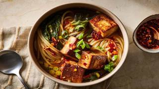 Evde Asya mutfağı: Lezzetli tofulu noodle