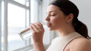 İftar ile sahur arasında ne kadar su içilmeli? 