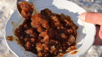 Pekmezli kar yenir mi?