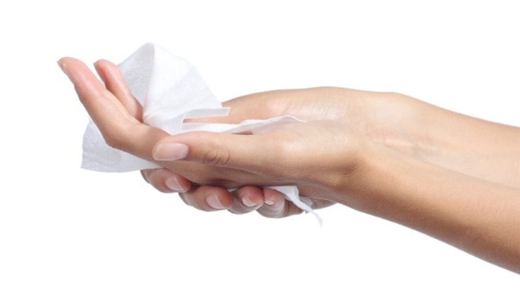 Islak mendili cildinize sürmeden önce bunlara mutlaka dikkat edin!